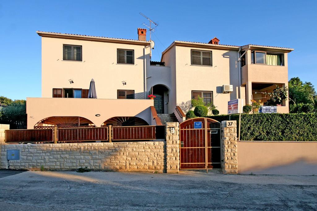Apartments Duda بولا المظهر الخارجي الصورة
